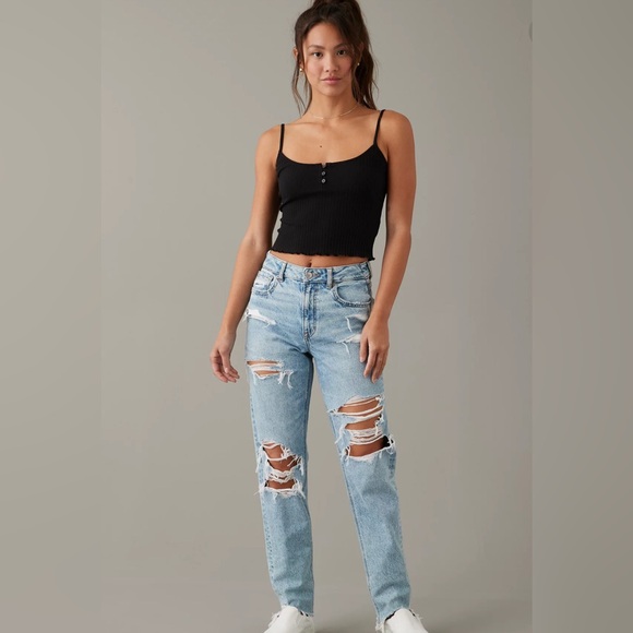 American Eagle Outfitters Denim - NWT American Eagle Blown Out Blue Strigid Ripped Mom Jeans - Size 4 SHORT